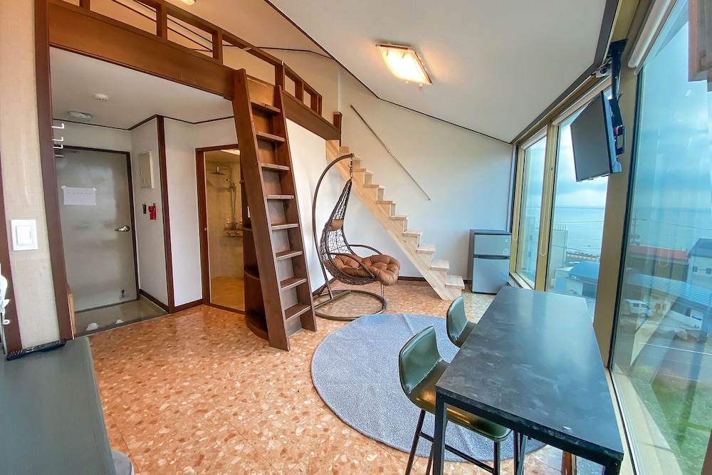 Jeju Miracle Guest House 35/60