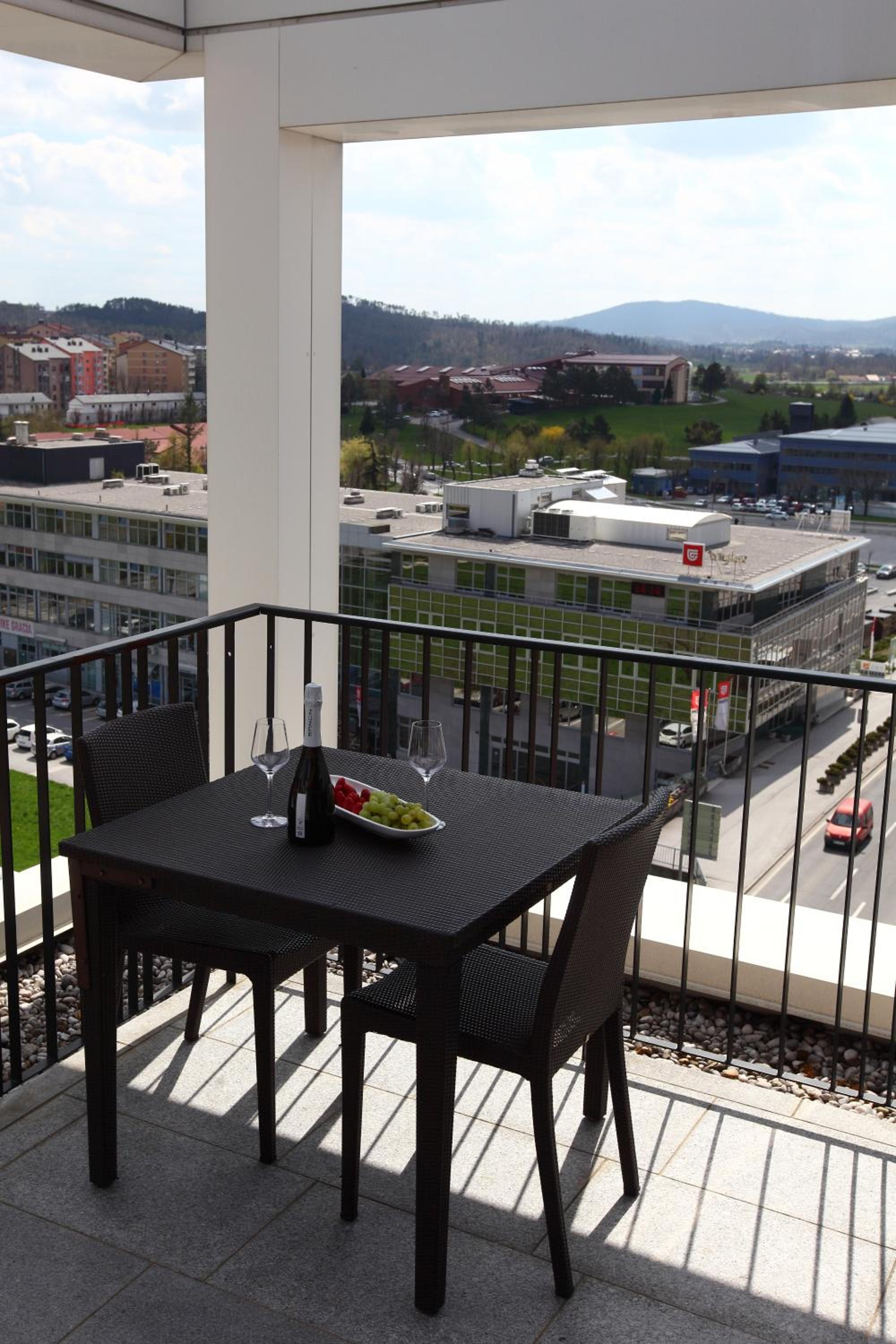 Hotel Kras 43/61