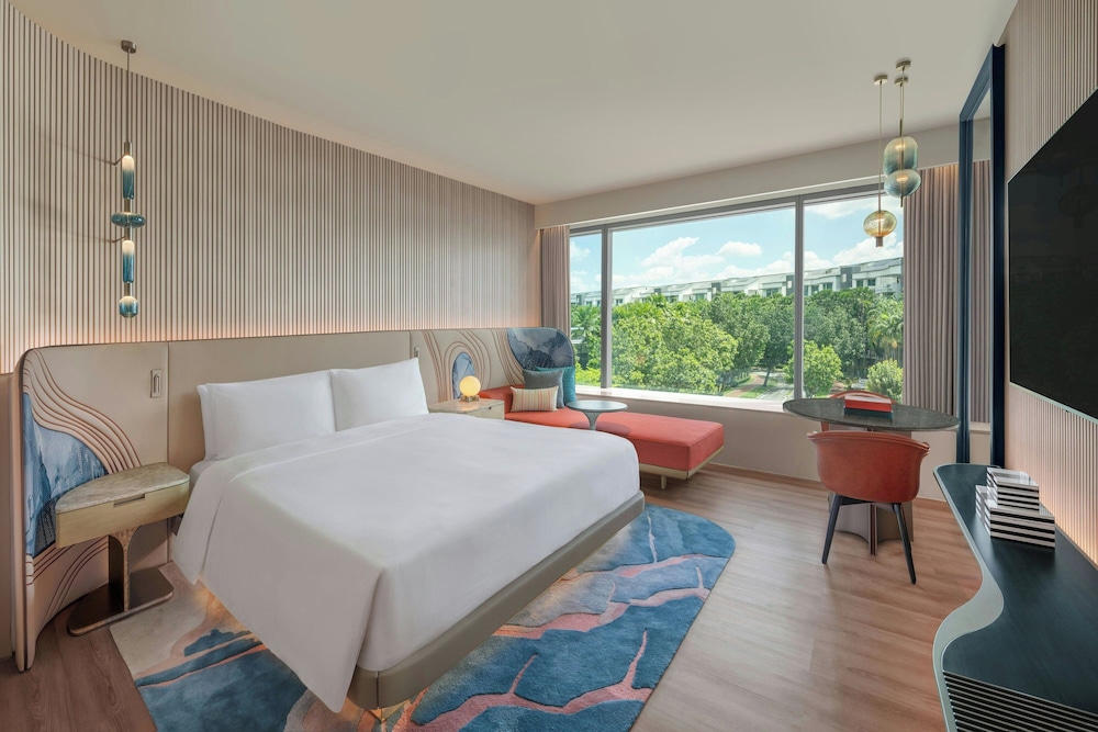 Deluxe, King Bed, Island View, Sofa