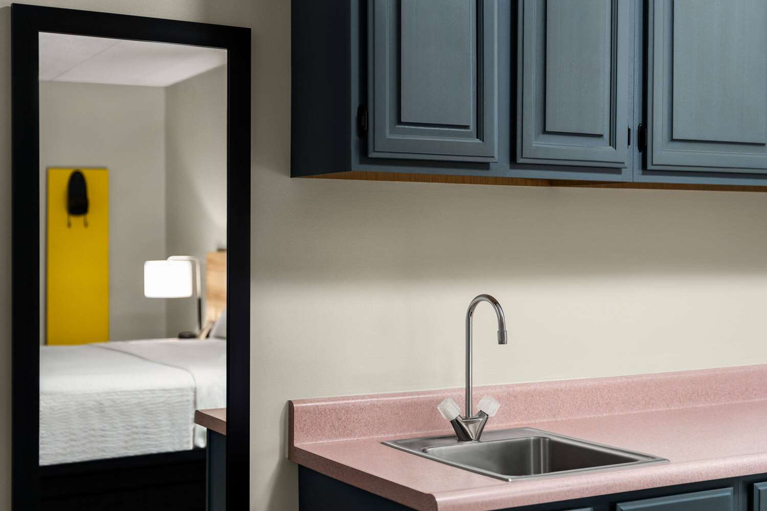 Days Inn Suites By Wyndham Lancaster Amish Country 28/28