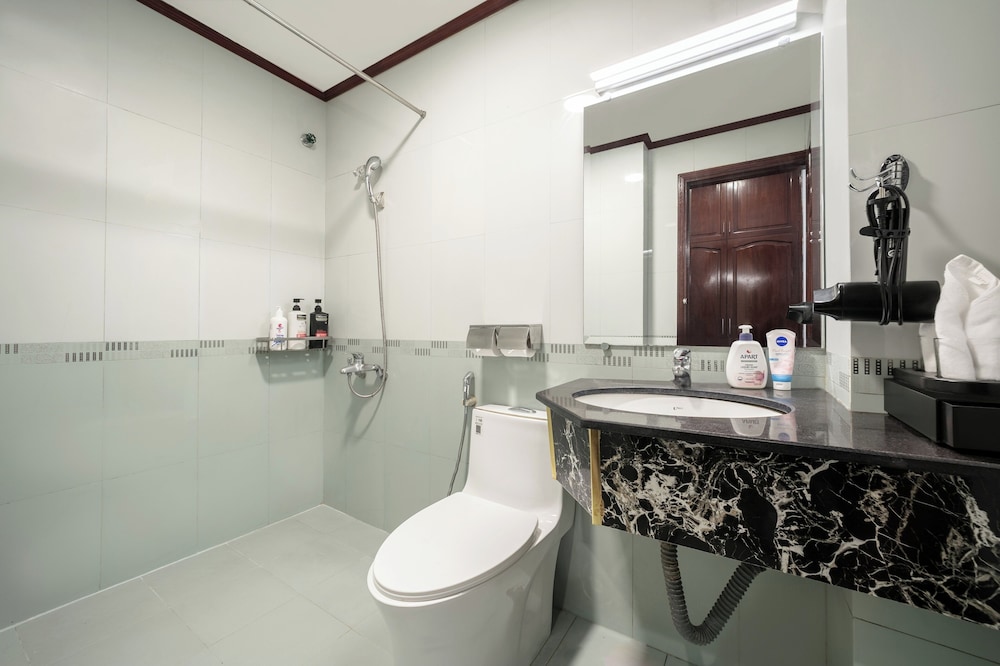 Hanoi Palace Hotel 40/50