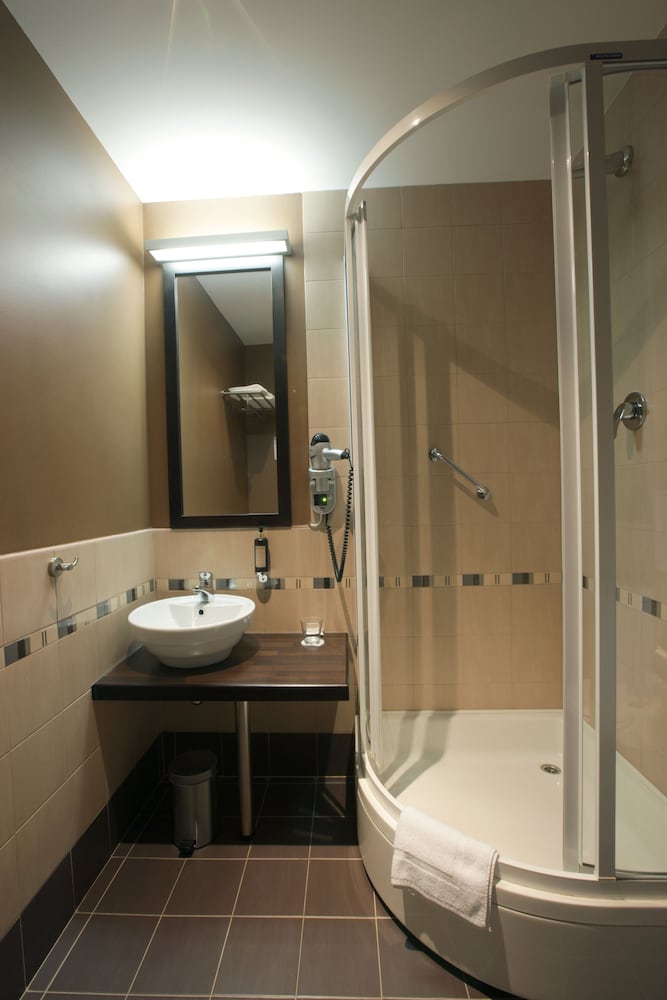 Hanza Hotel 53/56