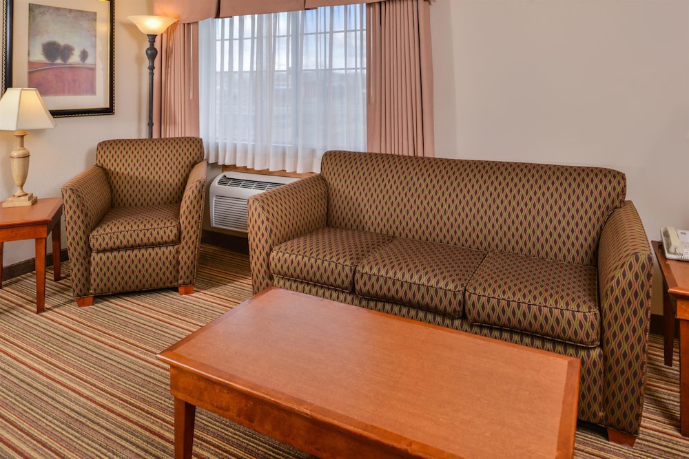 Best Western Plus Rama Inn 39/54