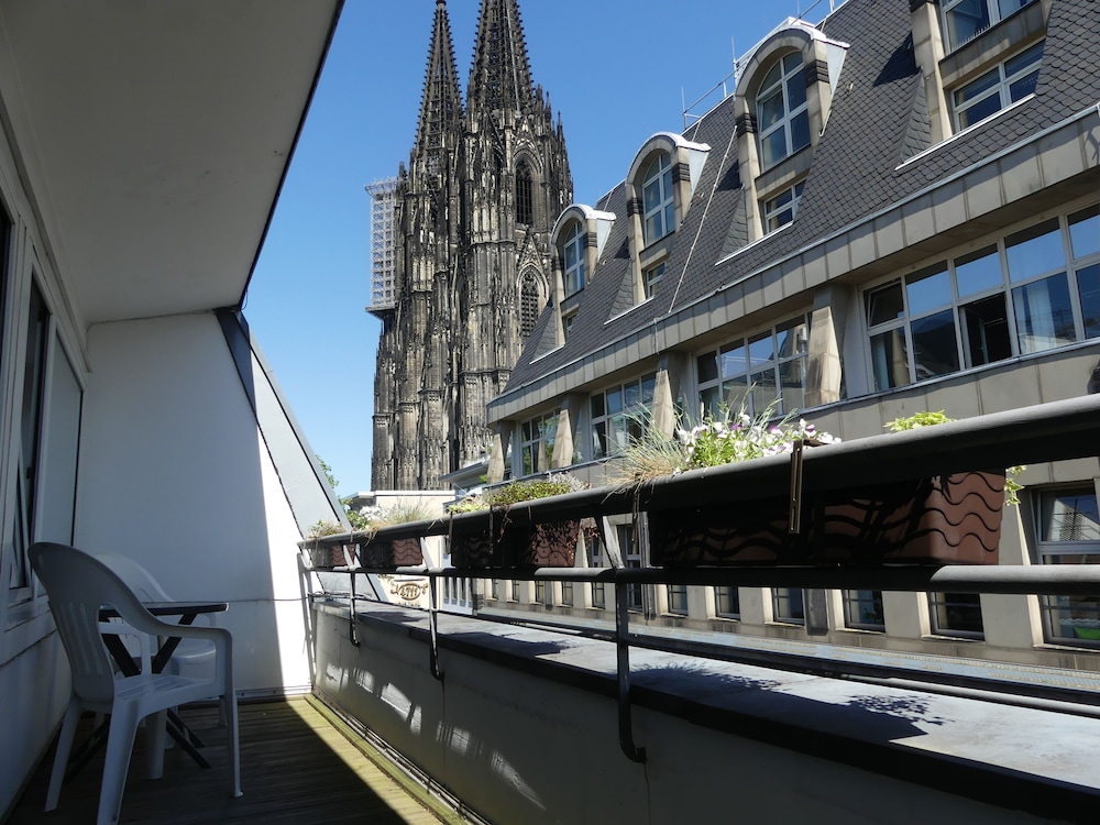 Callas Hotel Am Dom 4/45