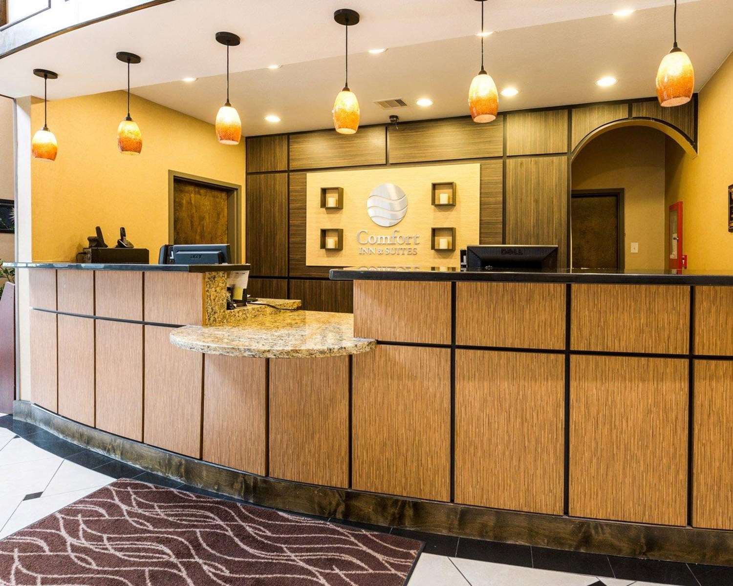 Comfort Inn & Suites Winnie 5/24