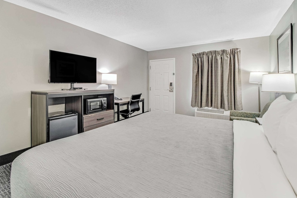 Quality Inn White House 18/38