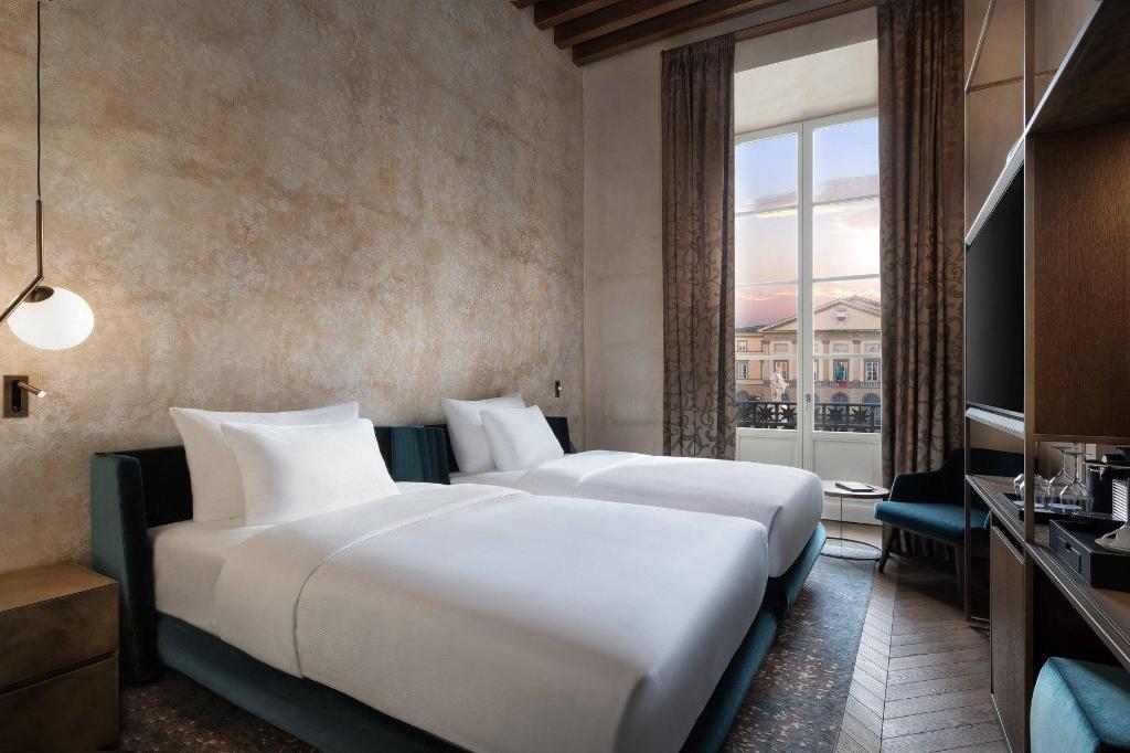 Allegro, Guest Room, Twin Beds, City View, Balcony