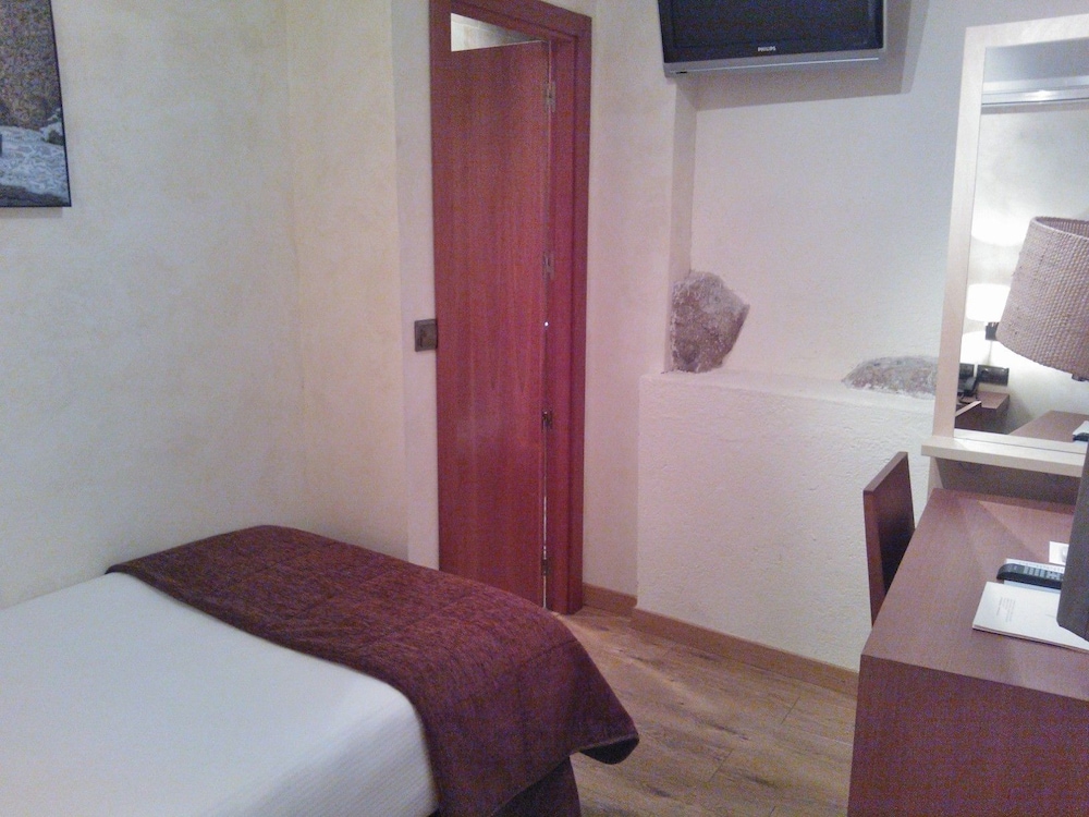 Hotel Las Leyendas 25/60