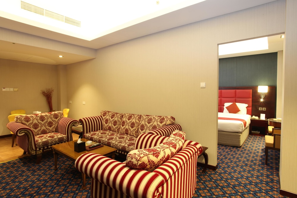 Ramee Guestline Hotel 34/63