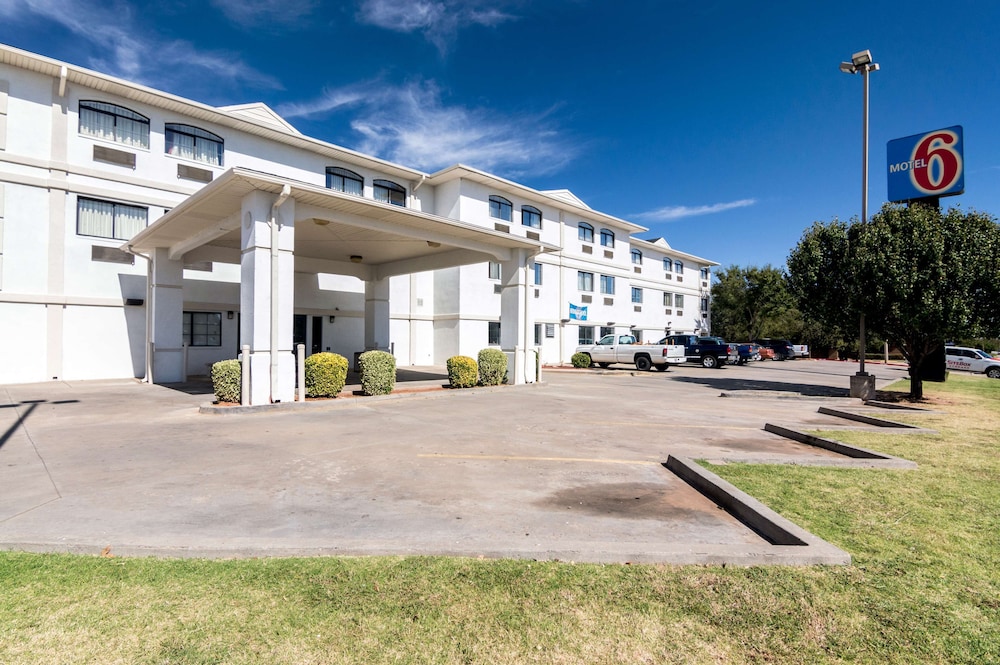 Motel6 Oklahoma City, OK 49/55