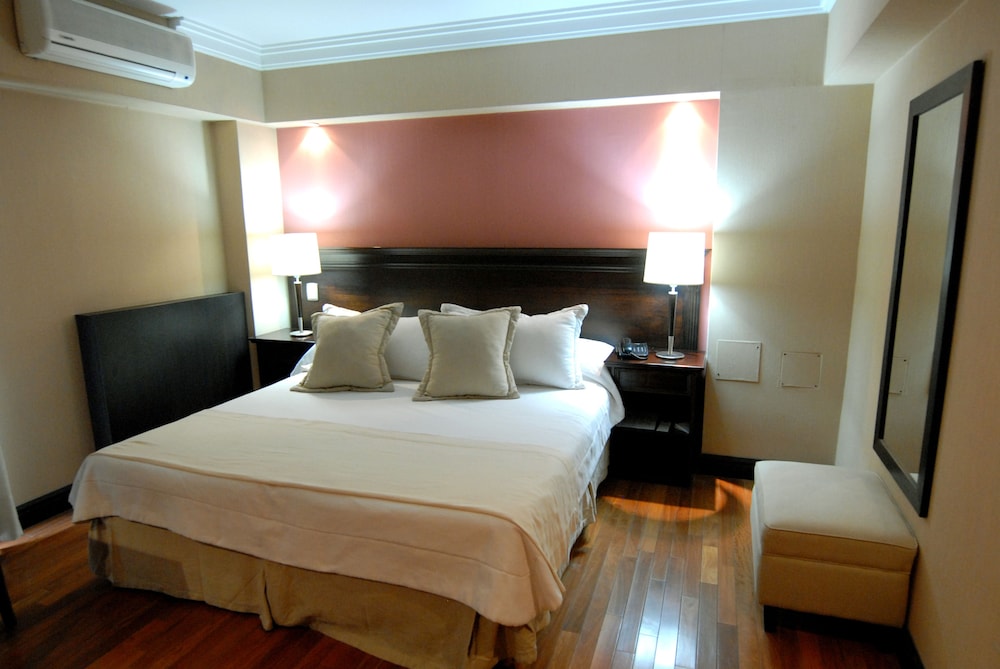Premium Tower Suites 9/50