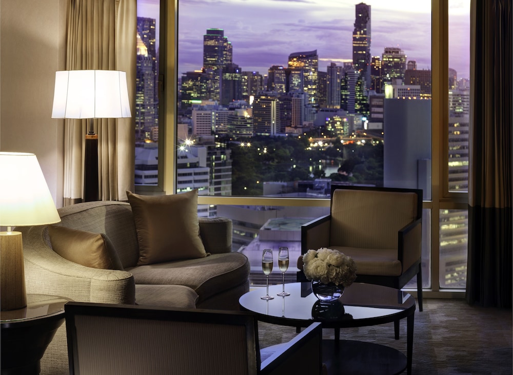 CONRAD BANGKOK RESIDENCES 37/59
