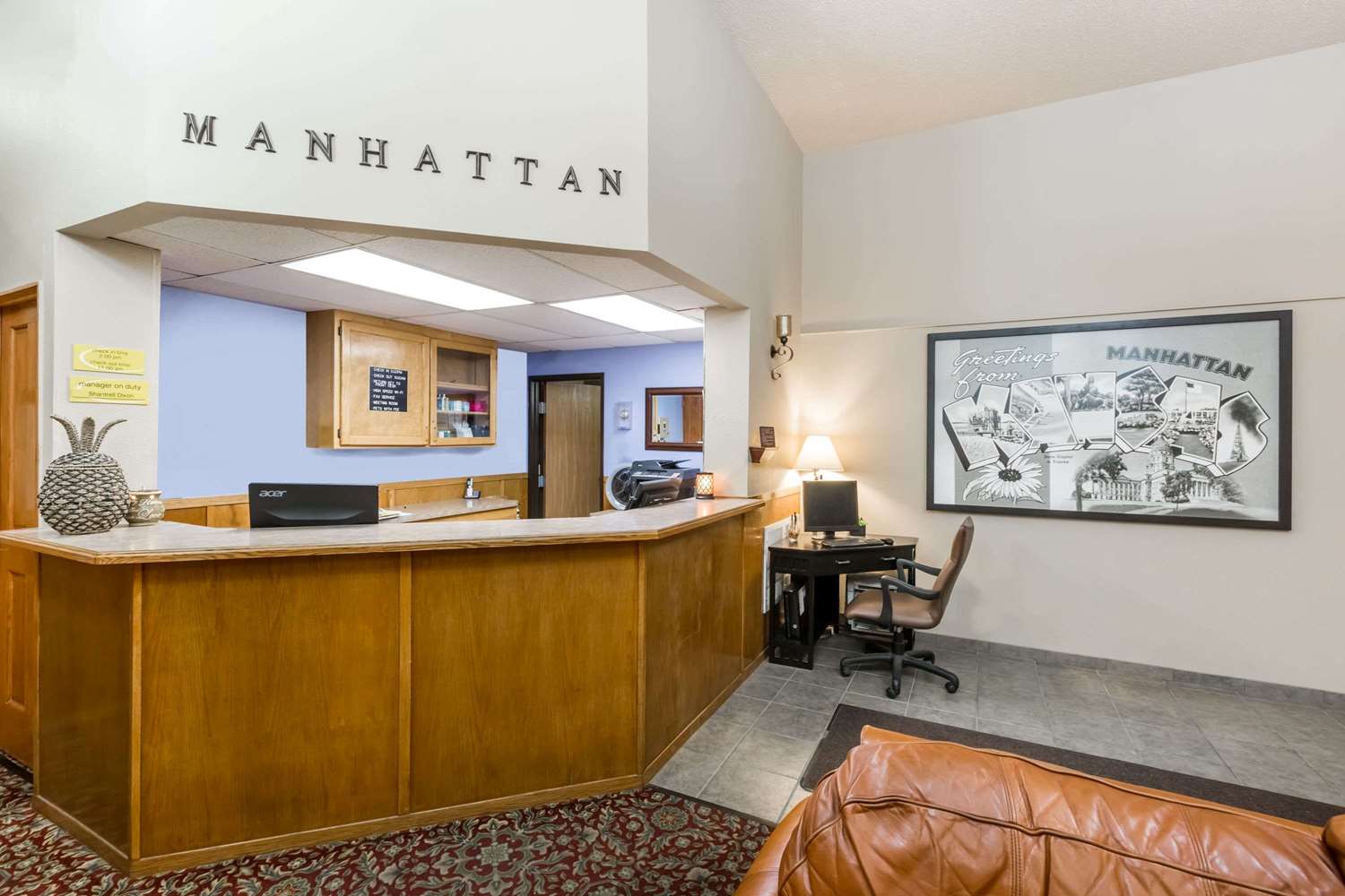 Super 8 By Wyndham Manhattan Ks 1/11