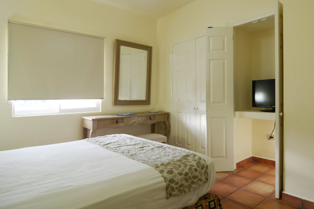 Hotel And Suites Las Palmas Los Cabos 11/68
