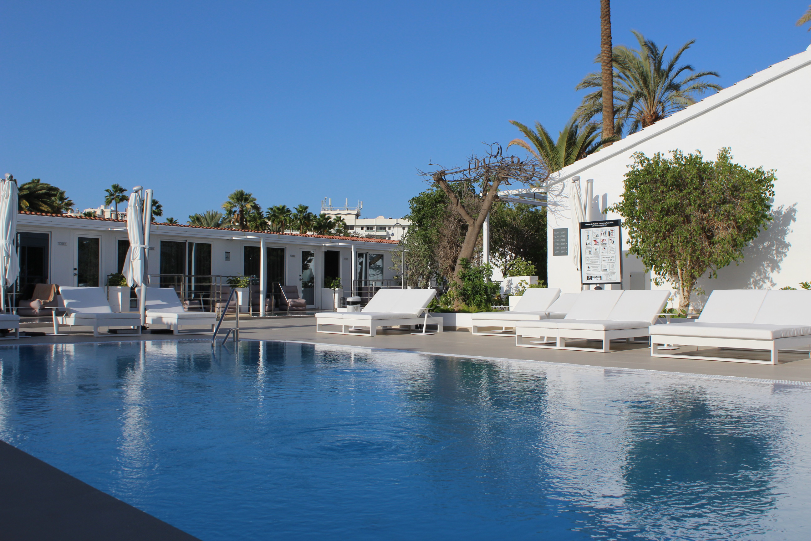 Hl Paradise Island Aparthotel 27/35