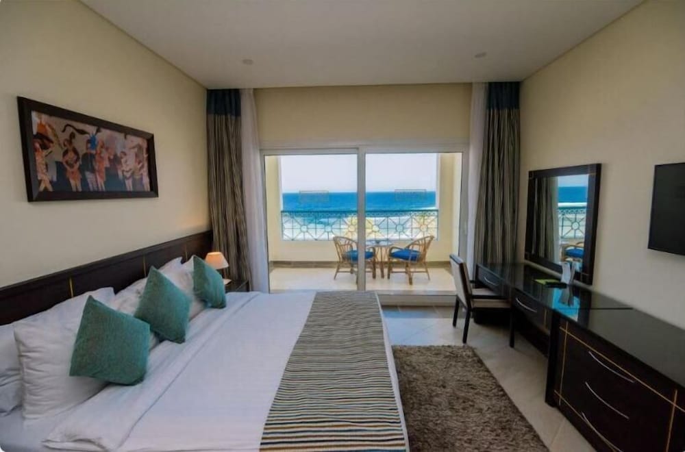 Concorde Moreen Beach Resort & Spa - All Inclusive 9/50