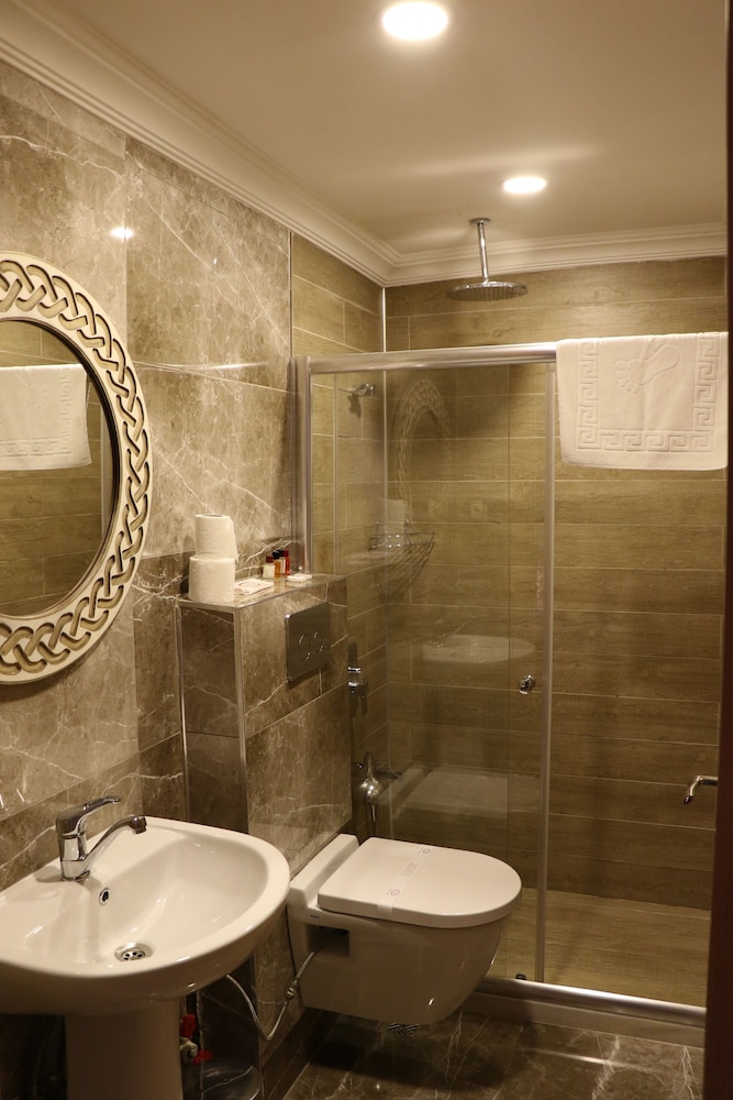 Sinop Mola Hotel 50/50