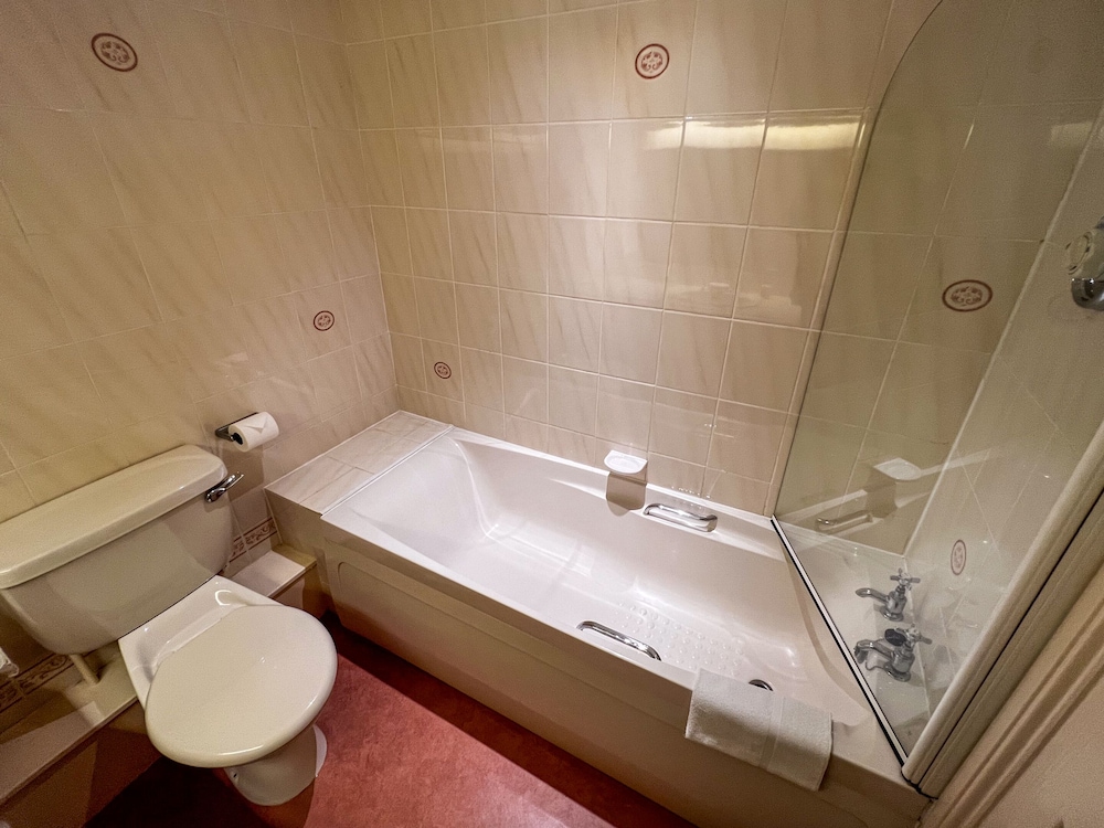 Gwesty Minffordd Hotel 47/50