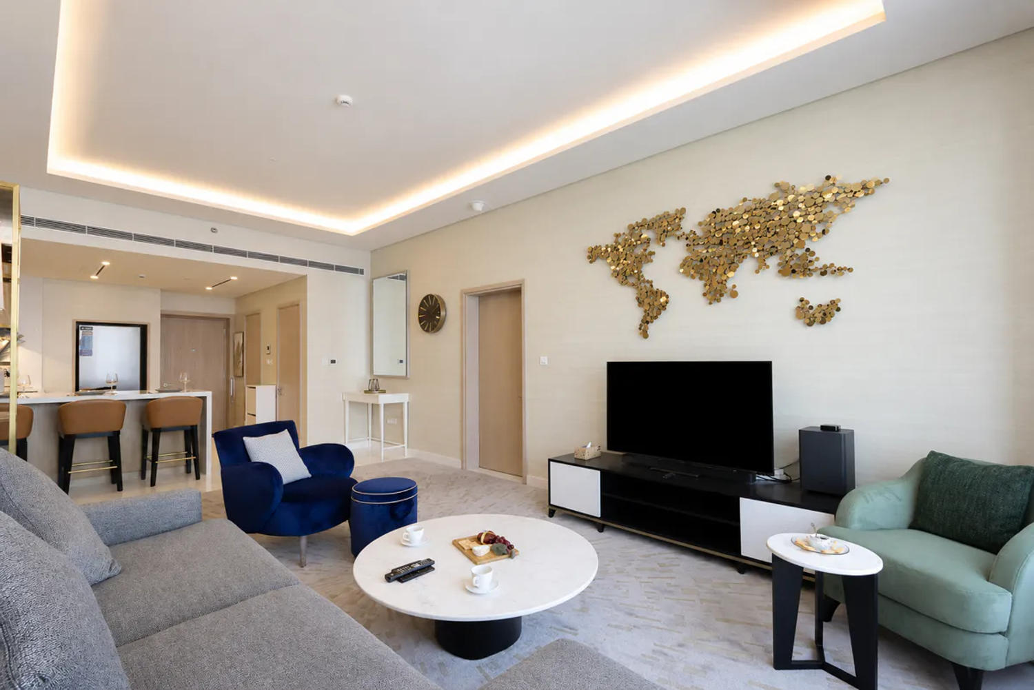 1BR With Sea View In Palm Tower 7/15