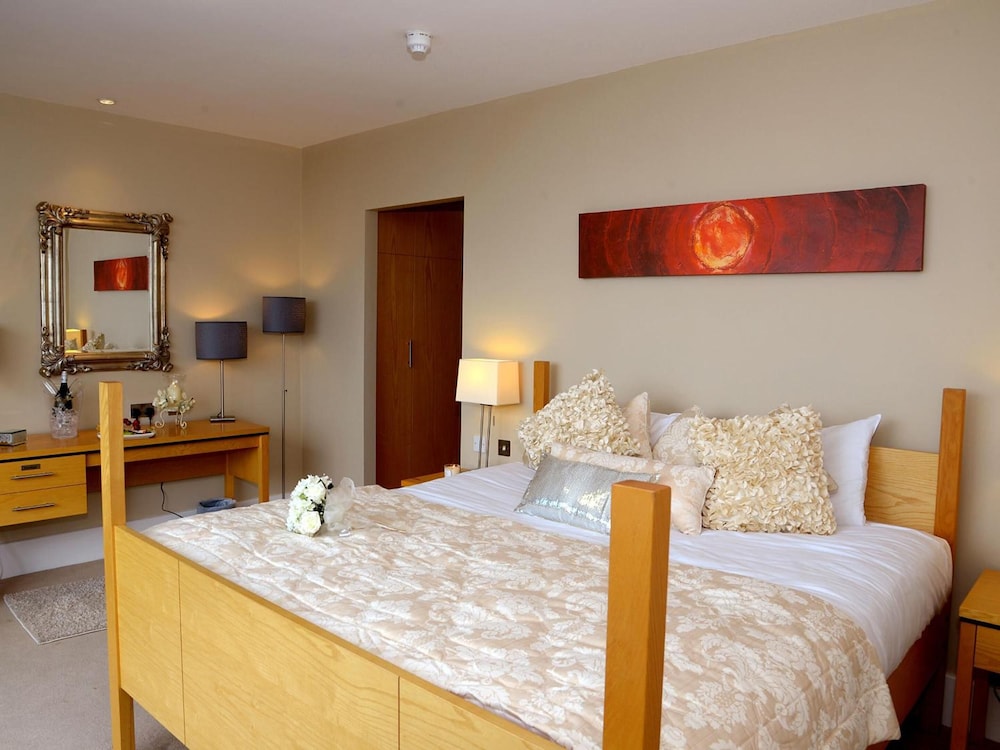 STANDARD, DOUBLE BED