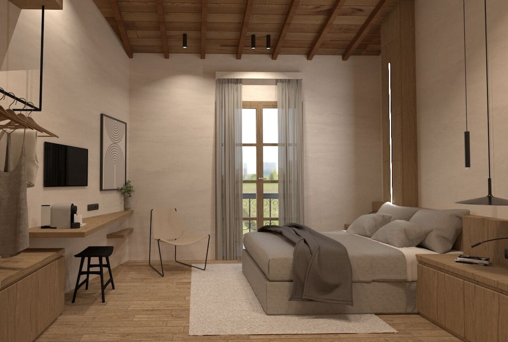 COZY, SUITE, OLD TOWN VIEW, BALCONY