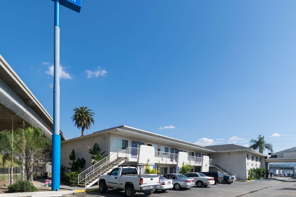 Motel6 Redlands, CA 38/43
