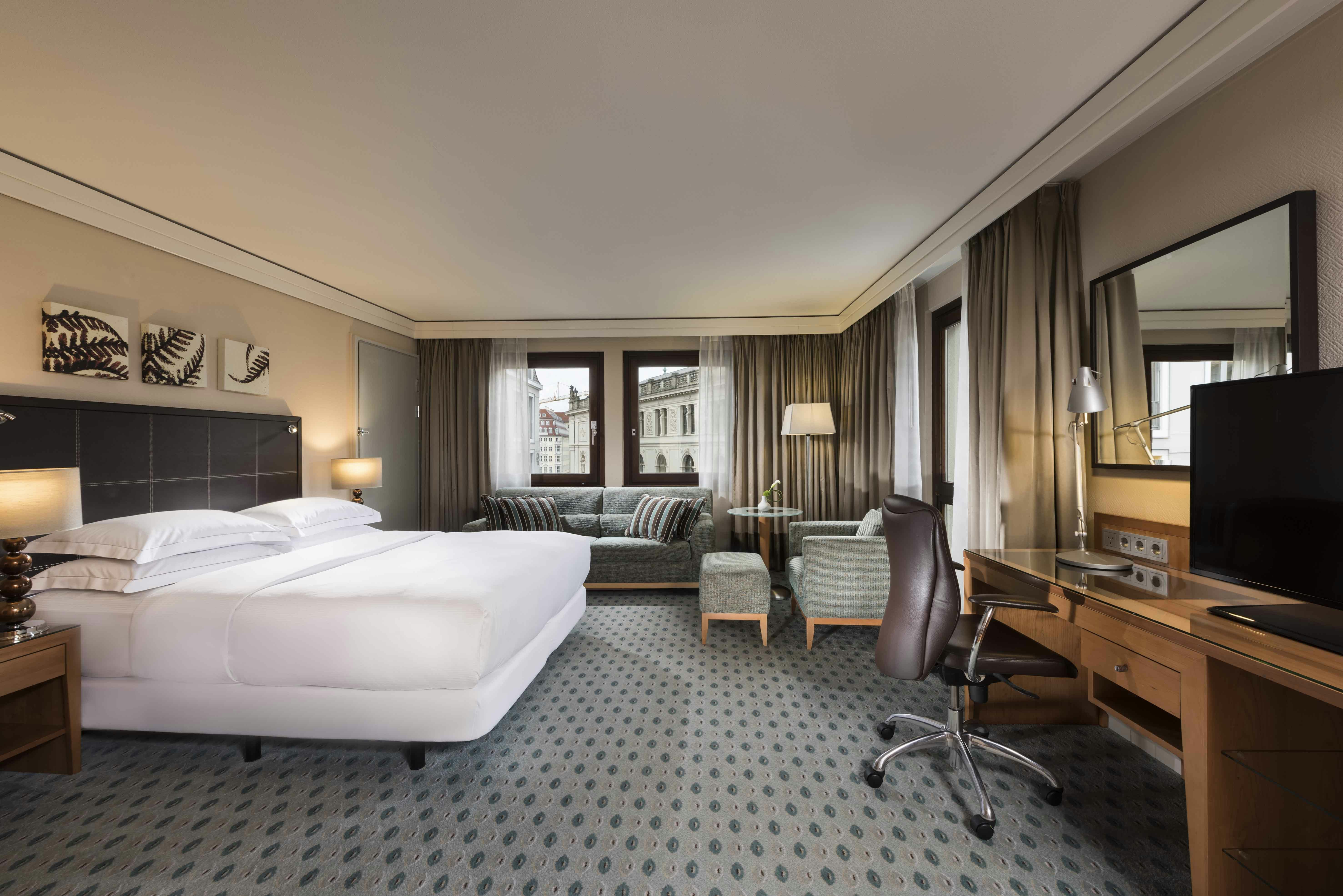 غرفة تنفيذية عائلية بسرير كوين، Hilton Dresden 6/10