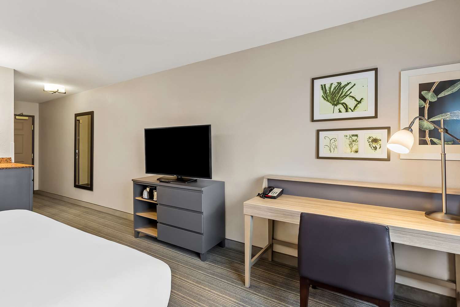 Country Inn & Suites By Radisson Portage IN 8/23