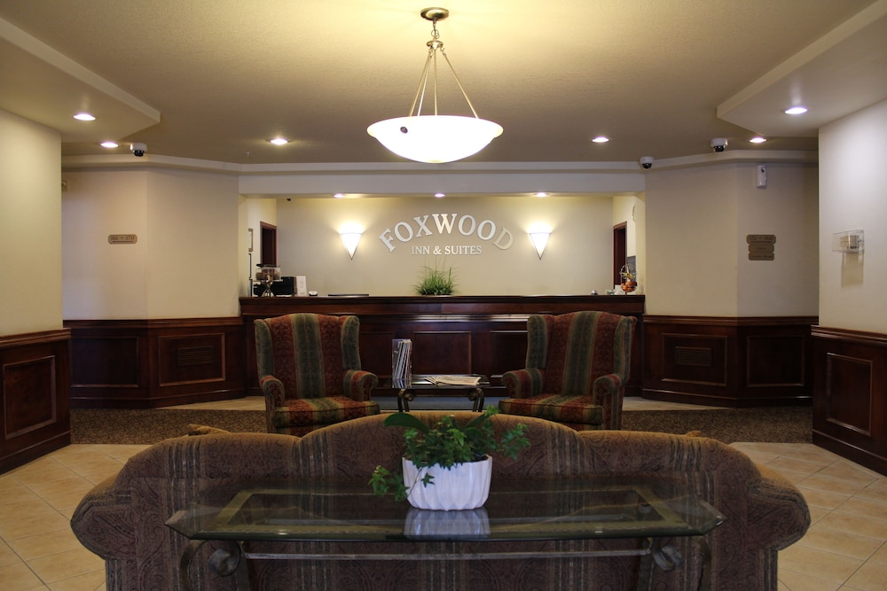 Foxwood Inn and Suites 24/38