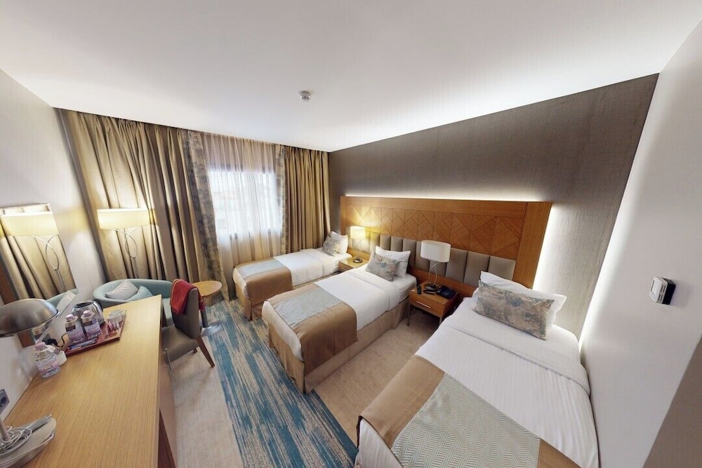 Room at Hotel Sym Cheraga, ALGIERS