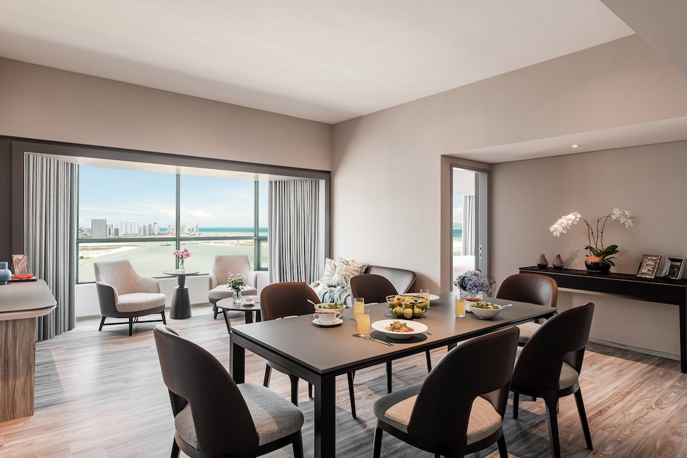 ASCOTT GURNEY PENANG 30/48