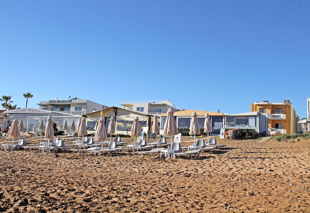 Esperides Beach Hotel Apartments 46/50
