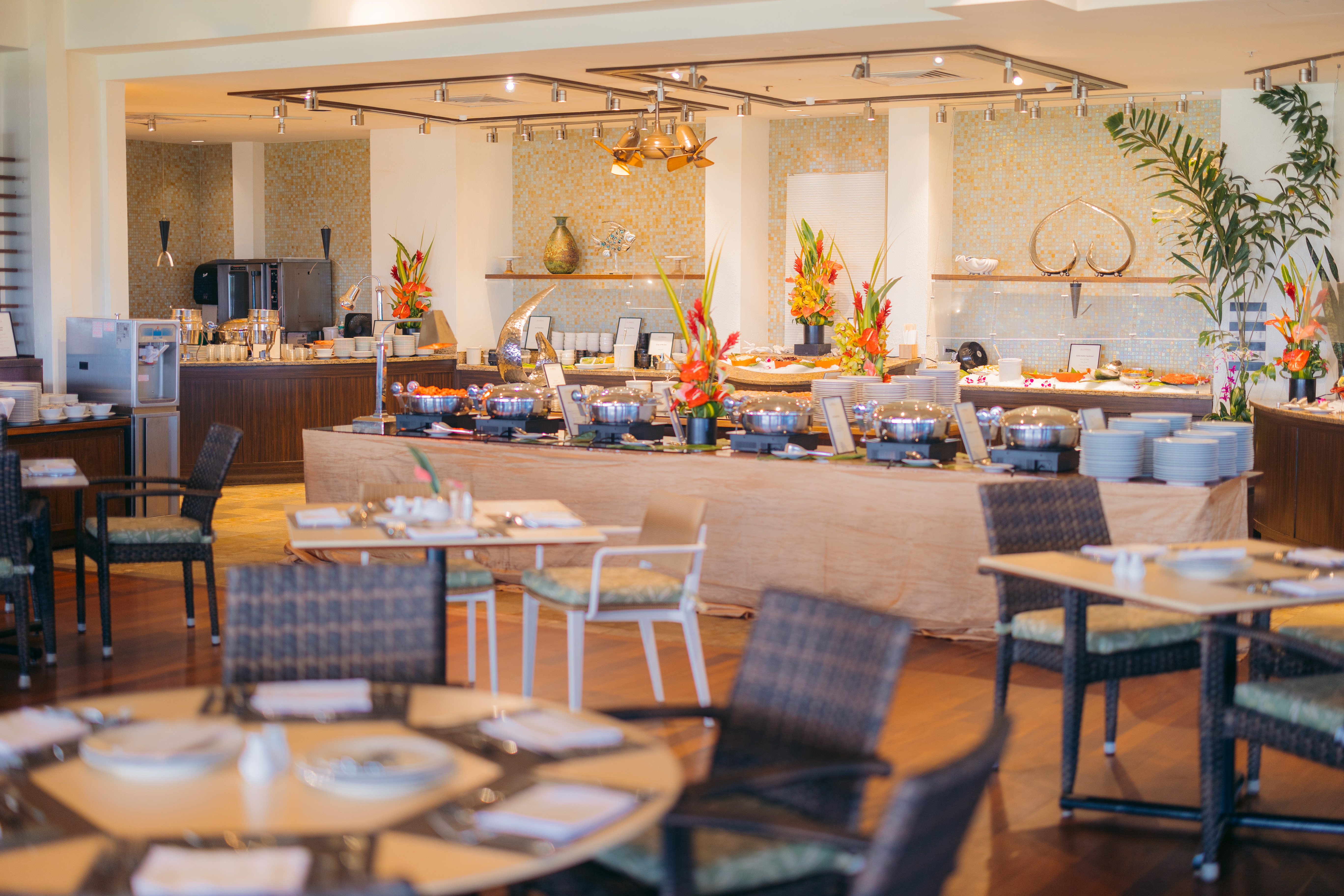 The Kahala Hotel and Resort 55/80