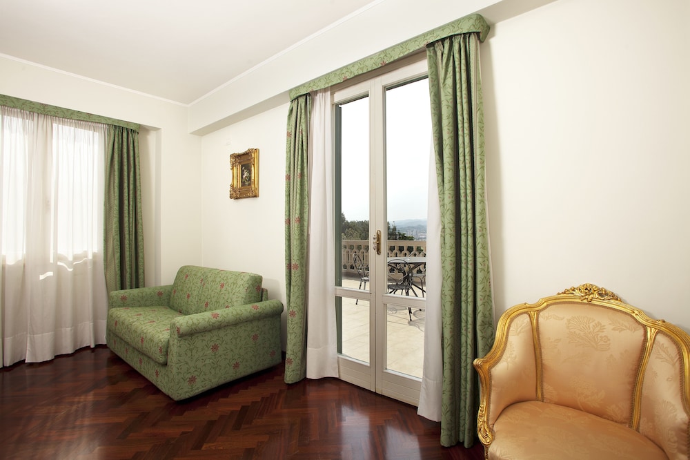 Hotel Villa Pigna 41/83