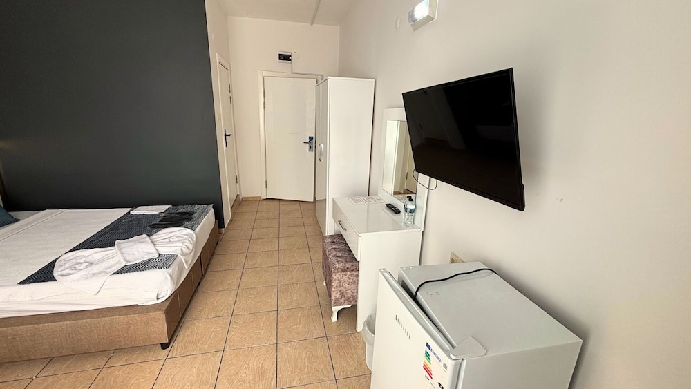 Moonbow Beach Hotel 21/50