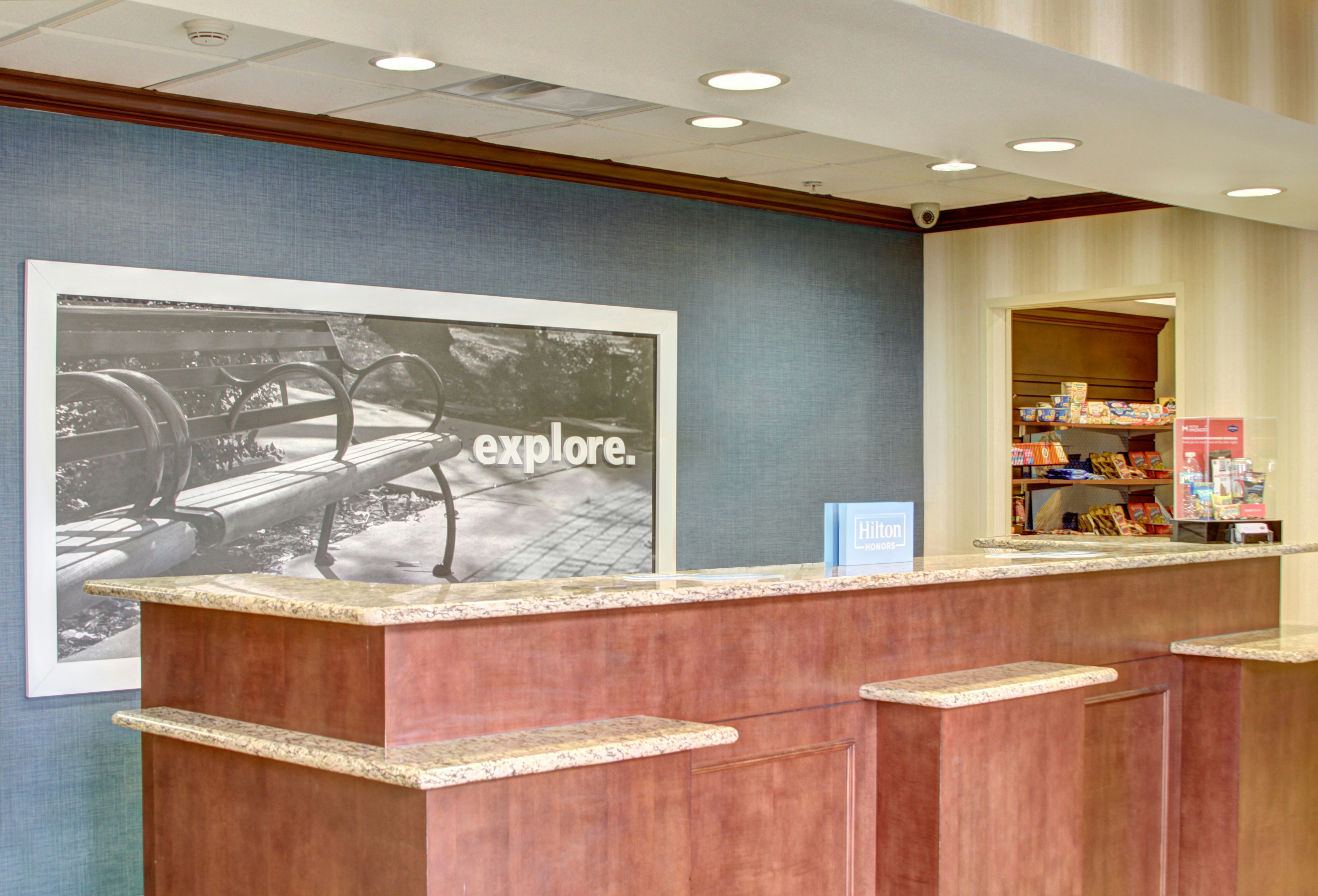 Hampton Inn & Suites Alexandria MN 6/50