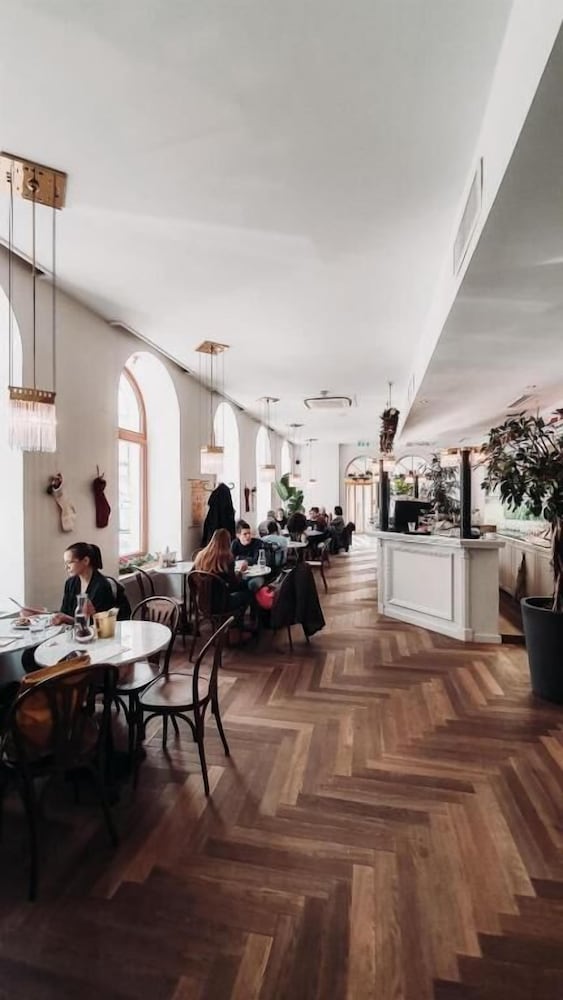 Hotel Babula am Augarten 37/49