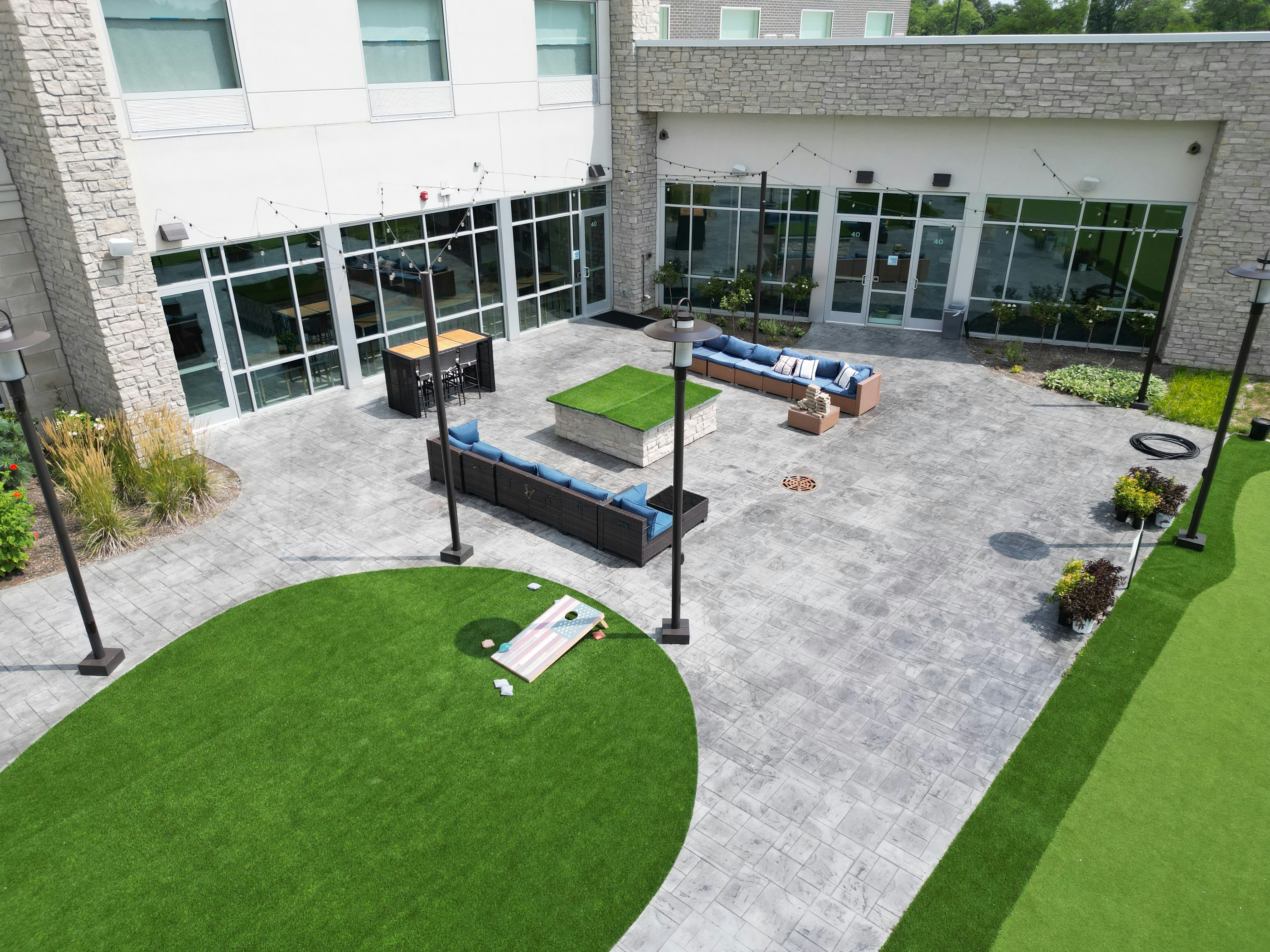 Holiday Inn Express & Suites Chicago Schaumburg, an IHG Hotel 41/50