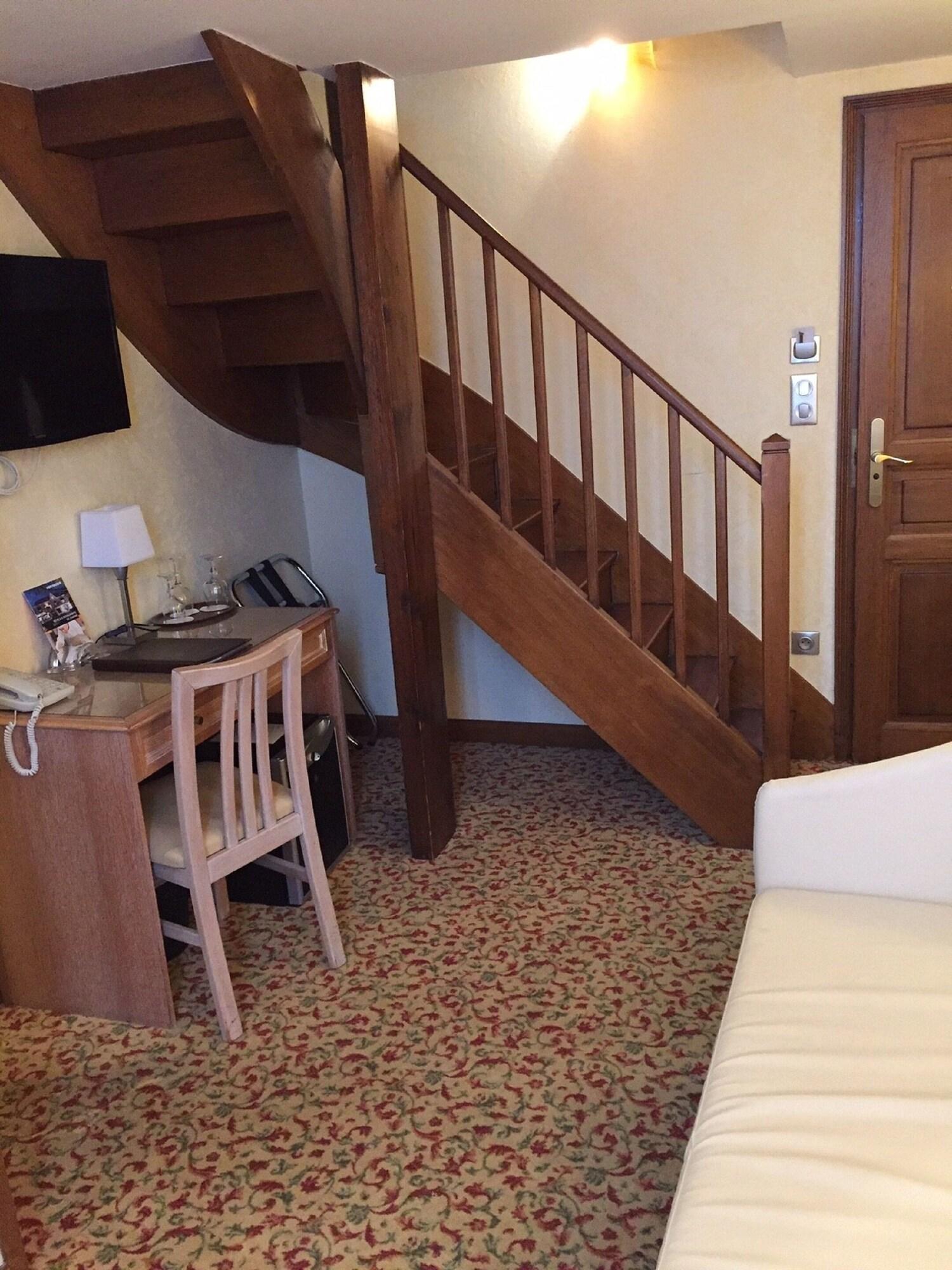 HOTEL LA CROIX BLANCHE 6/20