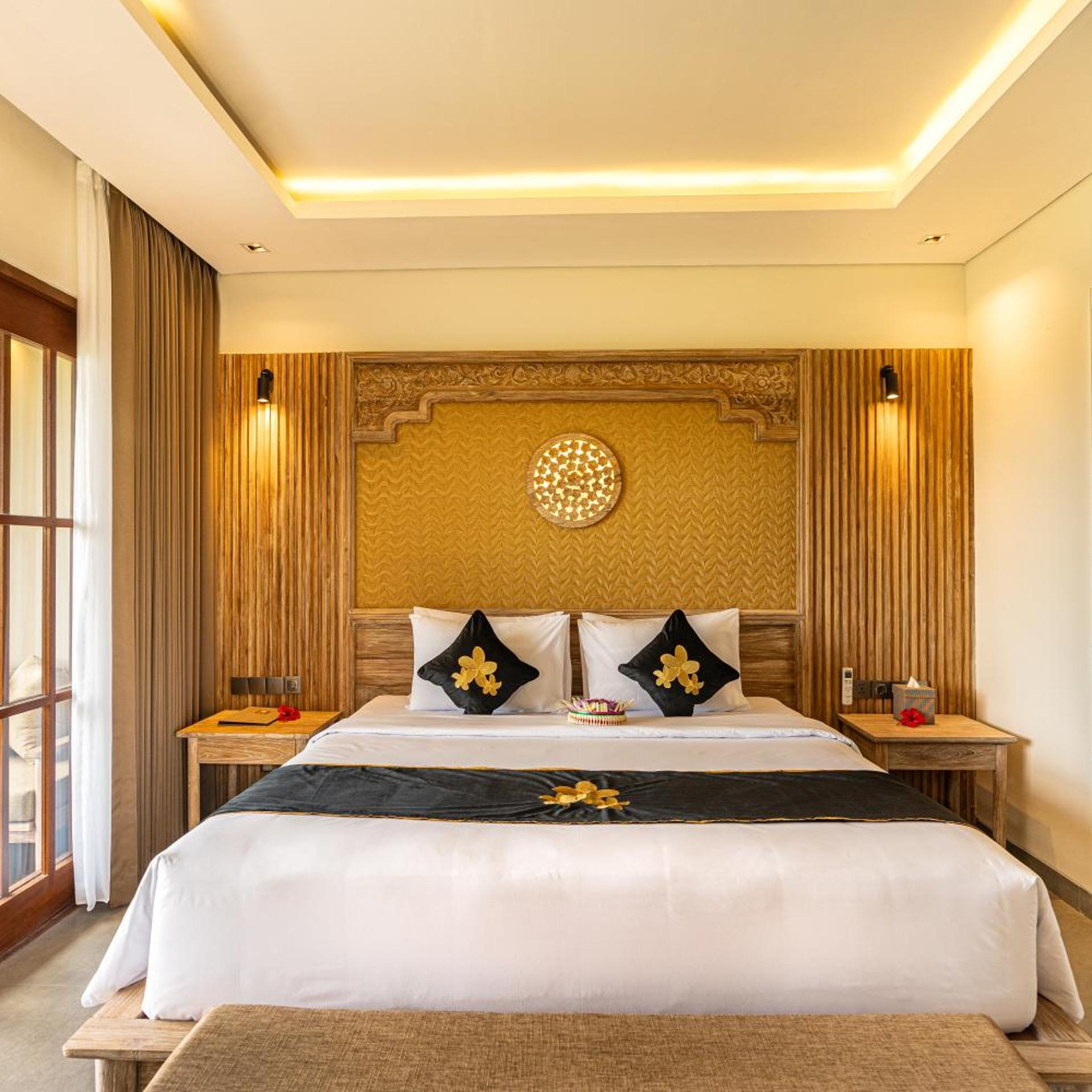 Suite, Rice Field View