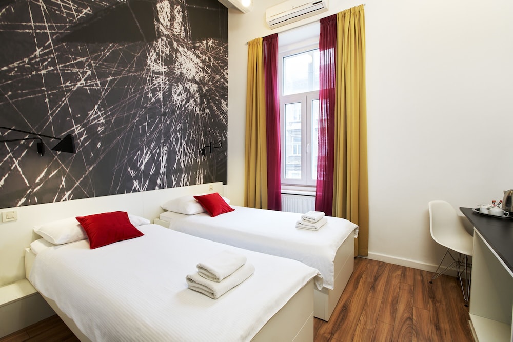 Art Hotel Like 23/59