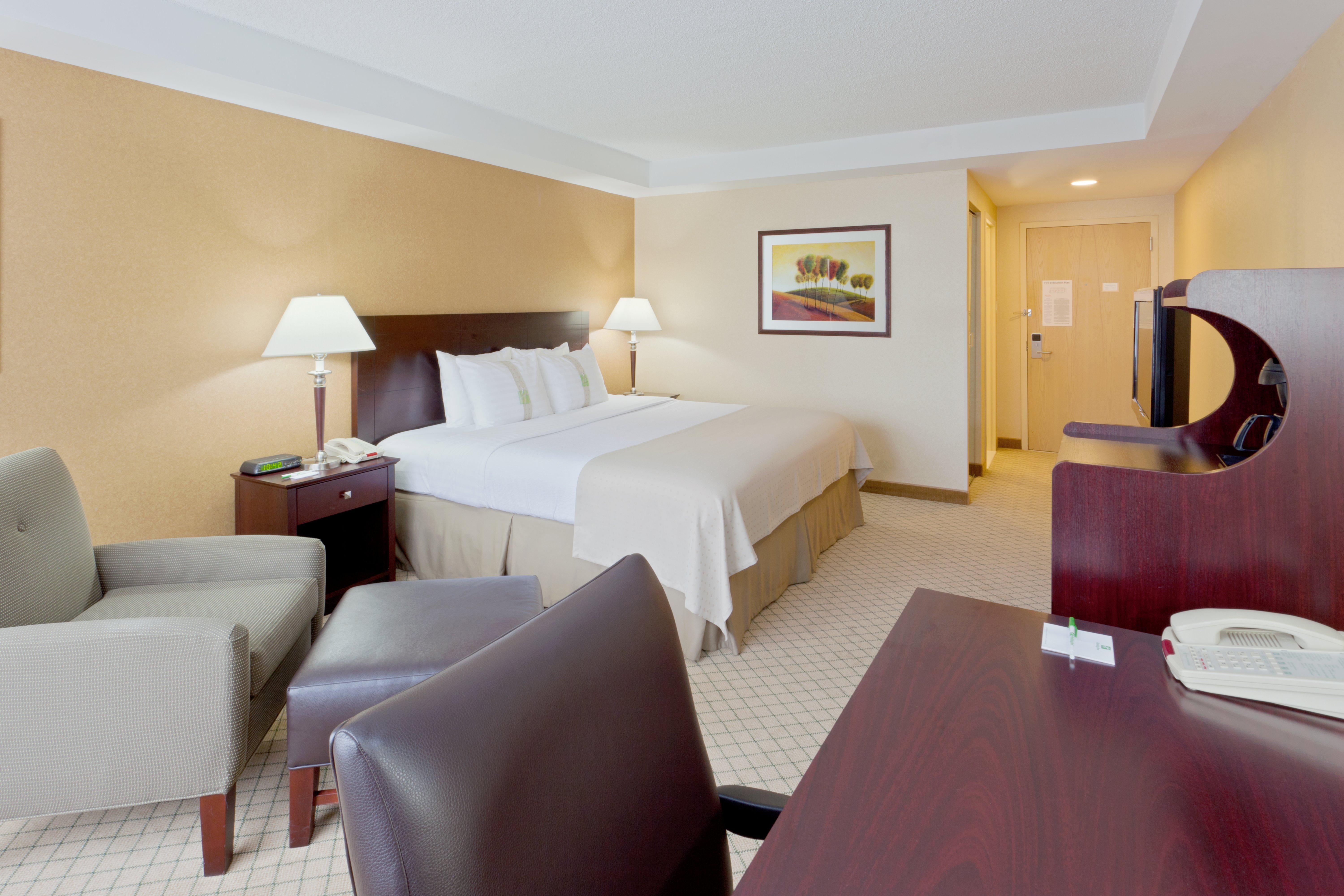 Armoni Inn and Suites 22/57