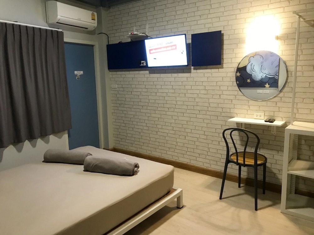 The Moon Hostel Hua Hin 26/68