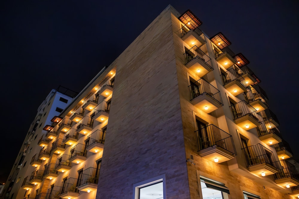 Le Grove Hotel, Jounieh 6/76