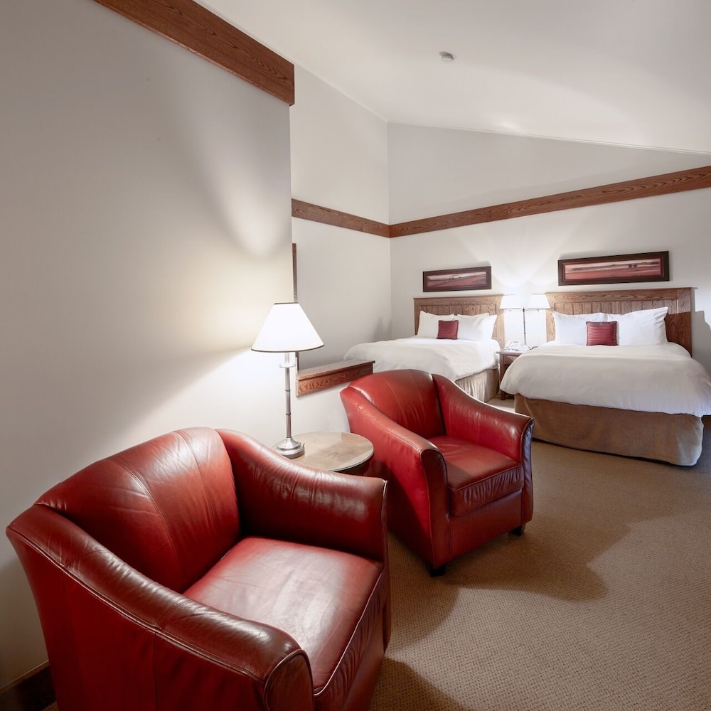 Huff Estates Inn & Winery 29/48