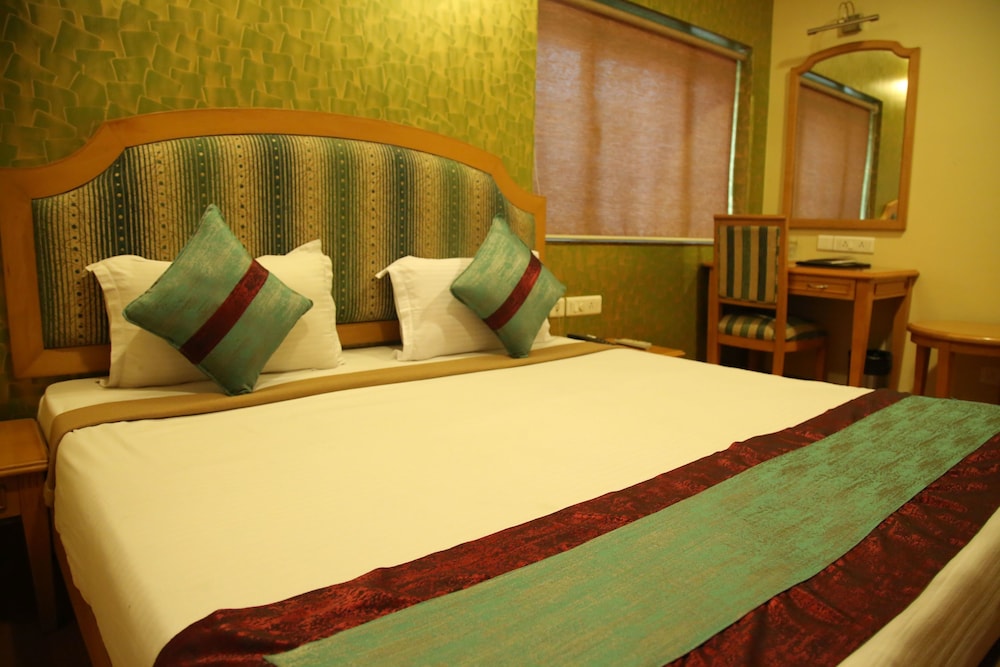 HOTEL SUDESH TOWER 13/37