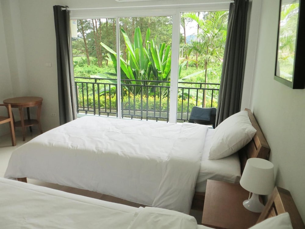 Ruk Cozy Khao Lak 24/40