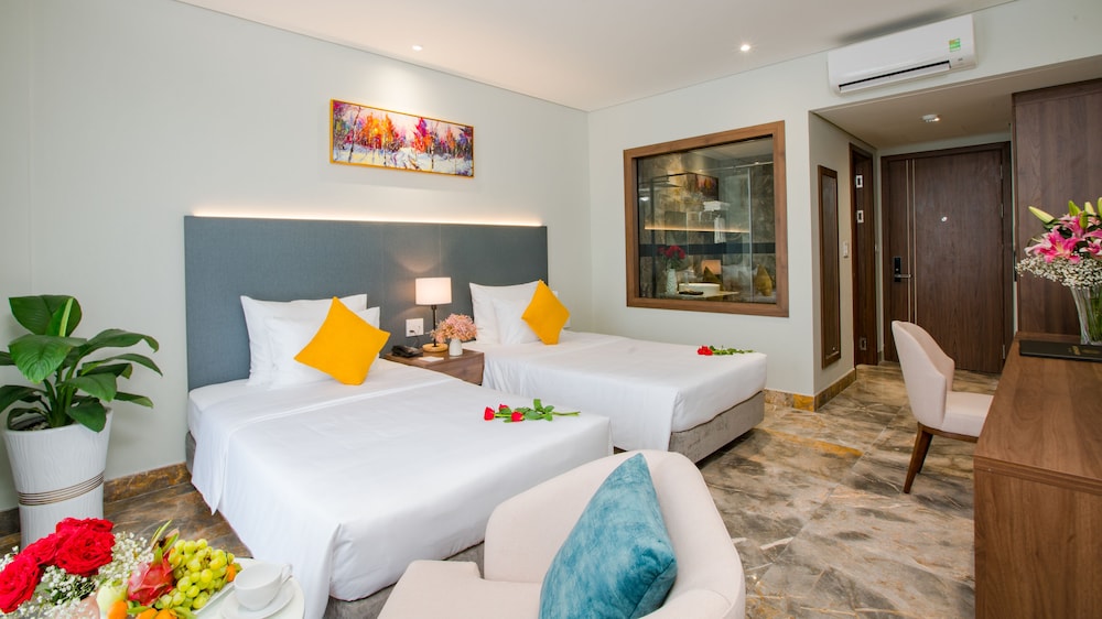 Phu Thang Grand Hotel 11/50