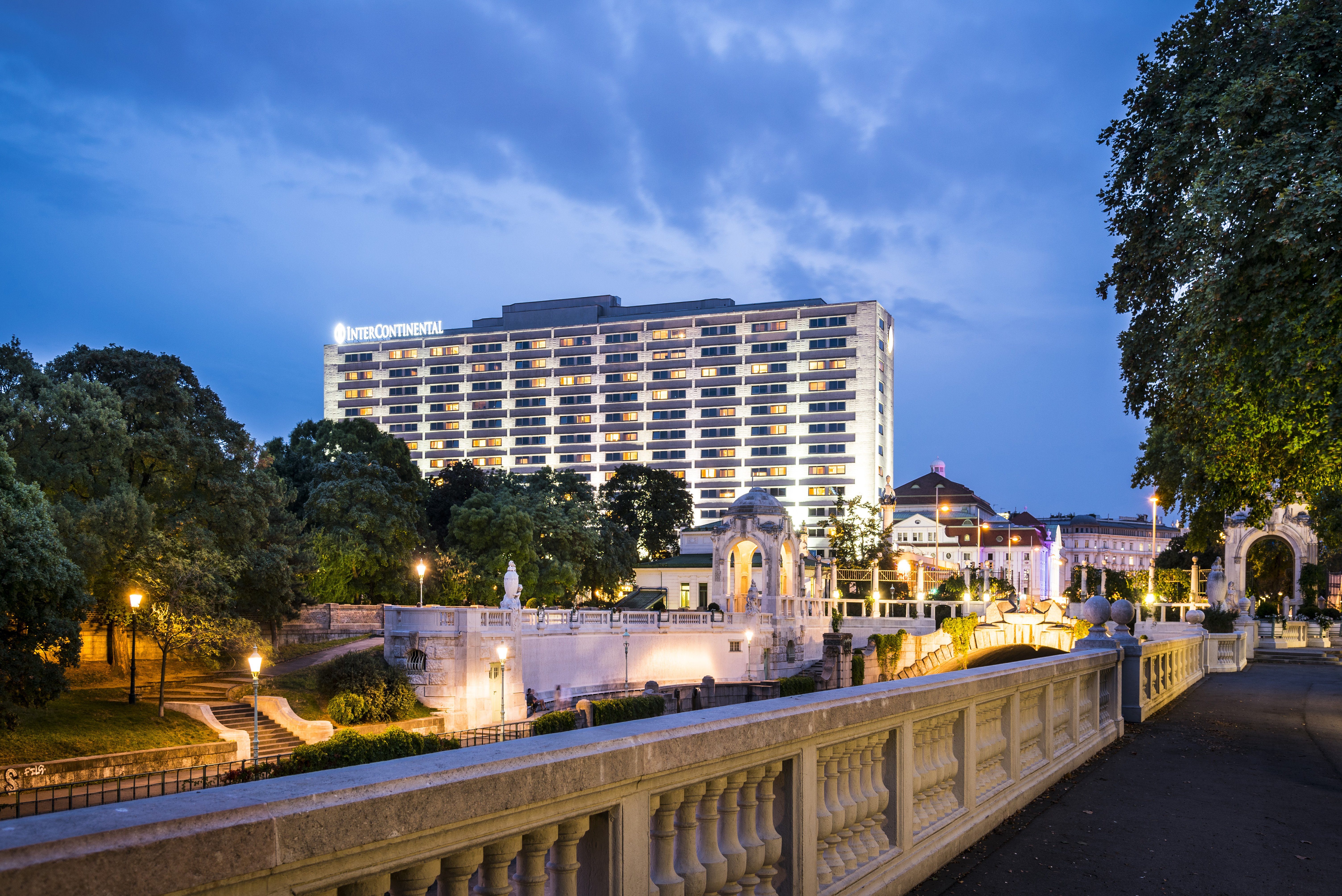 Intercontinental Vienna Hotel 6/81