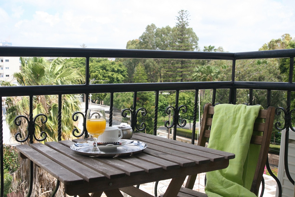 Chrielka Hotelsuites 27/43